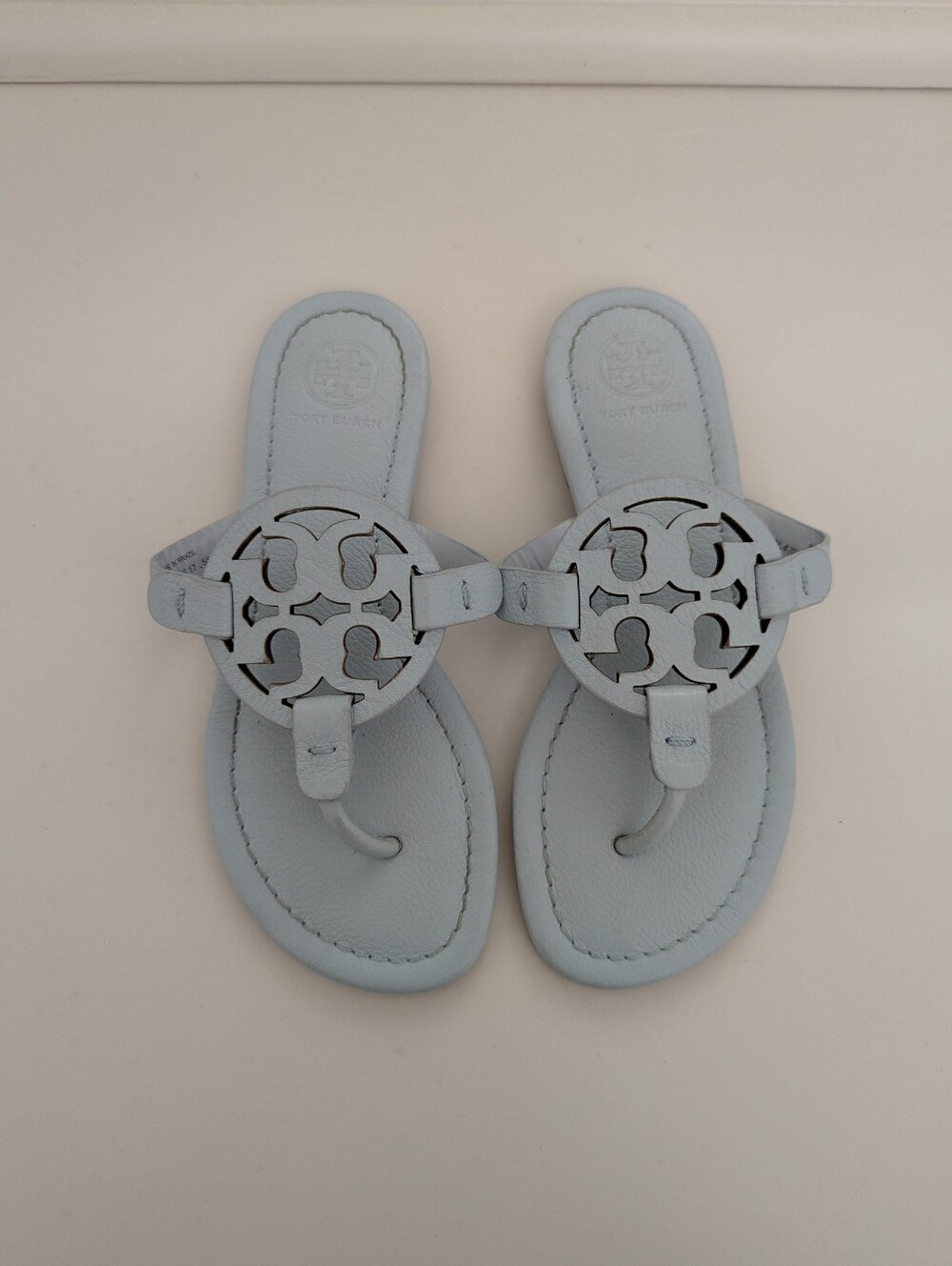 EUC! Tory Burch Miller Sandal In Light Blue Leather Size 4.5